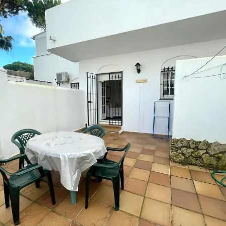 Apartamento Columela Pinar En Zona Tranquila Con Wifi Apartment *